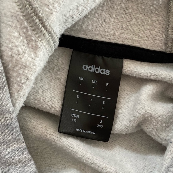 Adidas sweatshirt - Picture 6 of 6